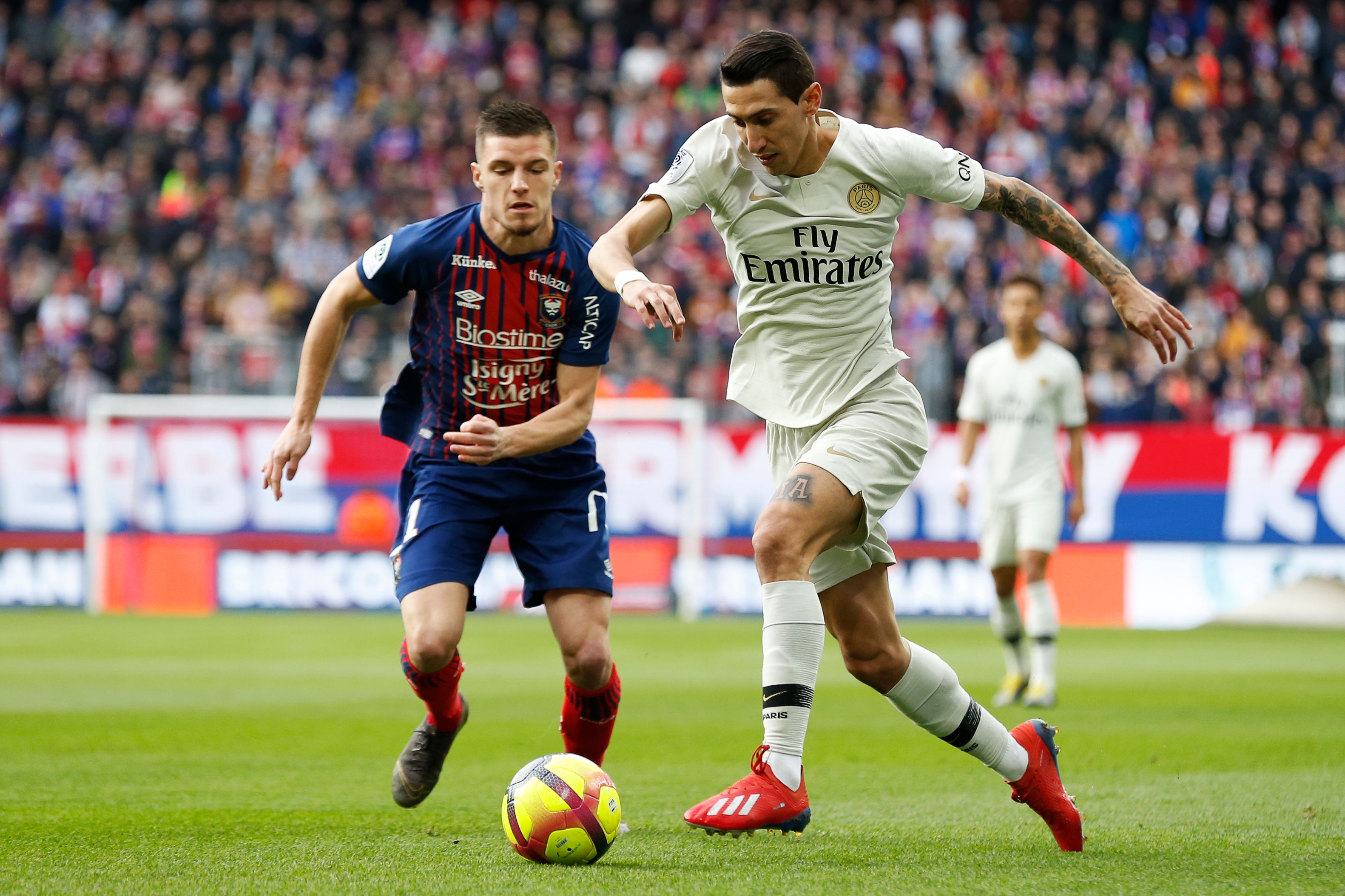 西媒：巴黎圣日耳曼有意签下吕迪格，他们准备为他提供一份极具吸引力的合同（西媒：巴黎圣日耳曼欲引进吕迪格，拟奉上丰厚合同）