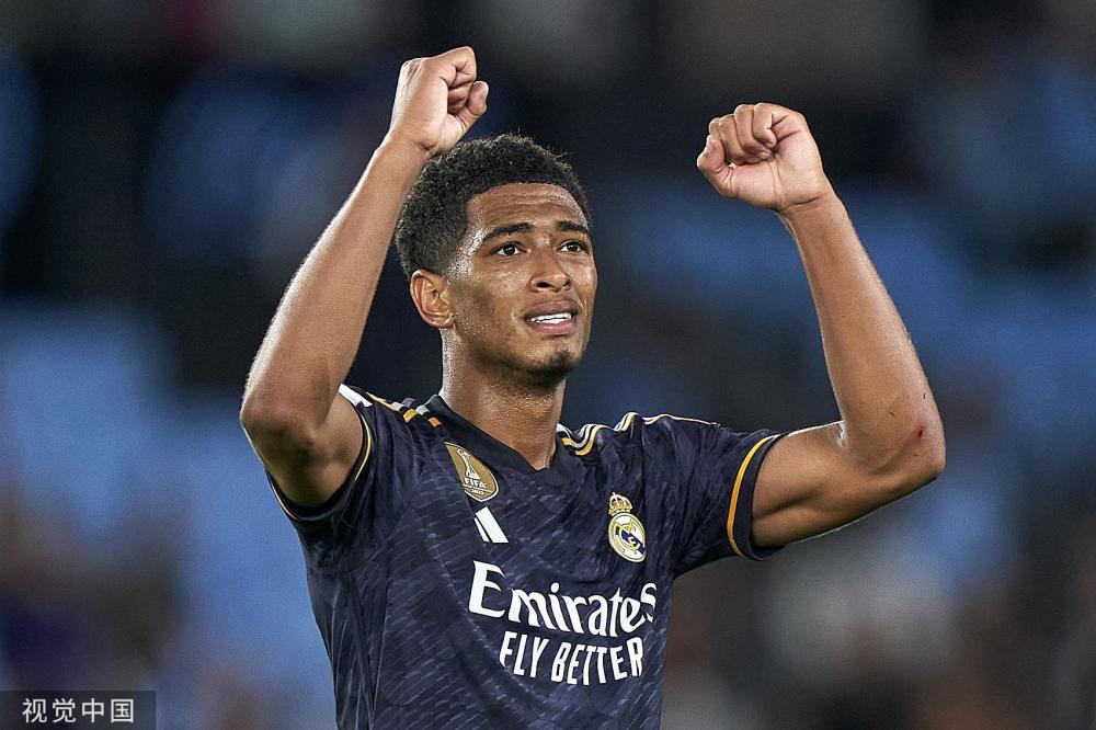 巴萨追平82年前神迹！25年37场西甲皆进球斩获102球（巴萨追平尘封82年纪录！近37场西甲场场破门狂砍102球）