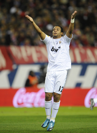 NBA：掘金击败76人 约基奇又是准三双