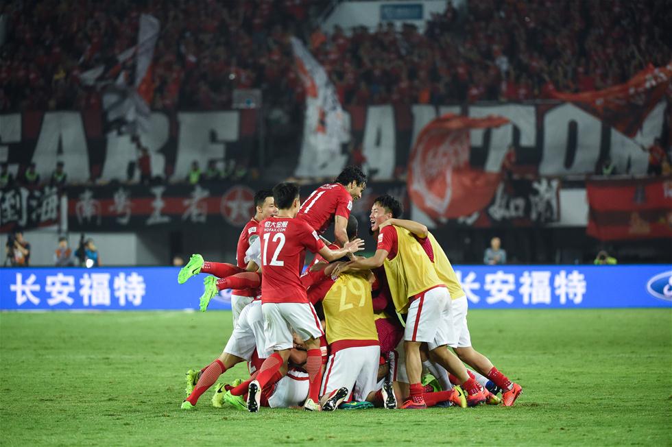 利物浦欧冠小组赛关键战平切尔西（欧冠小组赛重头戏：利物浦与切尔西战成平局）