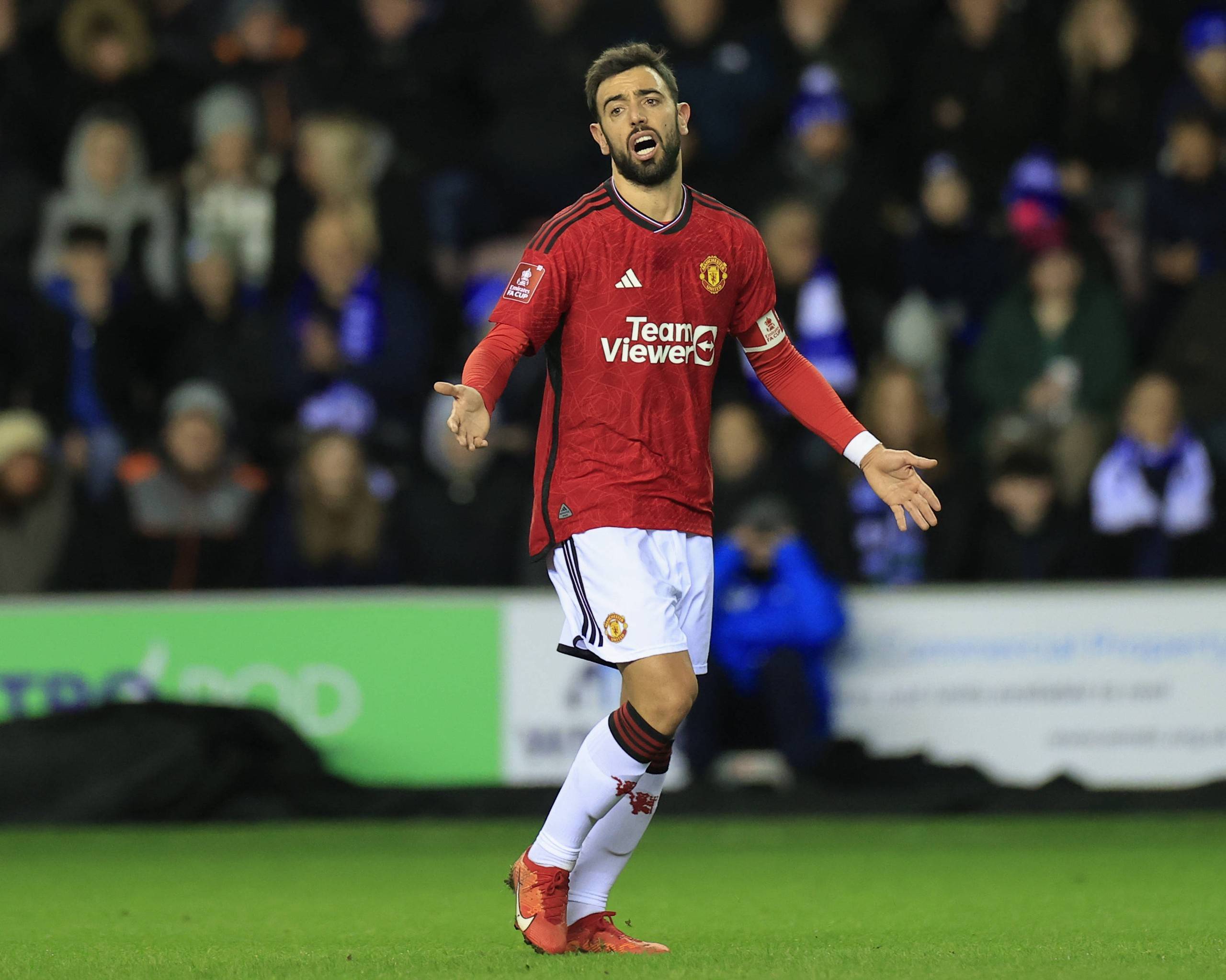 NBA战报：斯潘塞19+7&米切尔29分，勇士99-94击败骑士