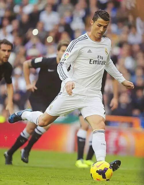 每体：马尔科姆佣金案已开始审理，多位前巴萨高管接受讯问