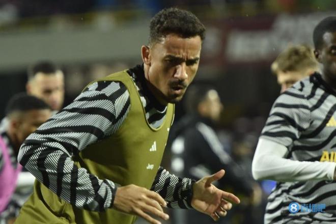 本赛季关键时刻得分榜前四：SGA出场数最少，总得分第一